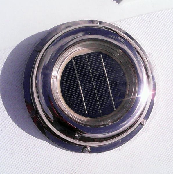 Aérateur solaire.jpg