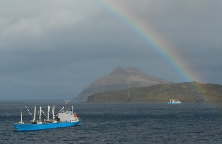 Captains bay.JPG